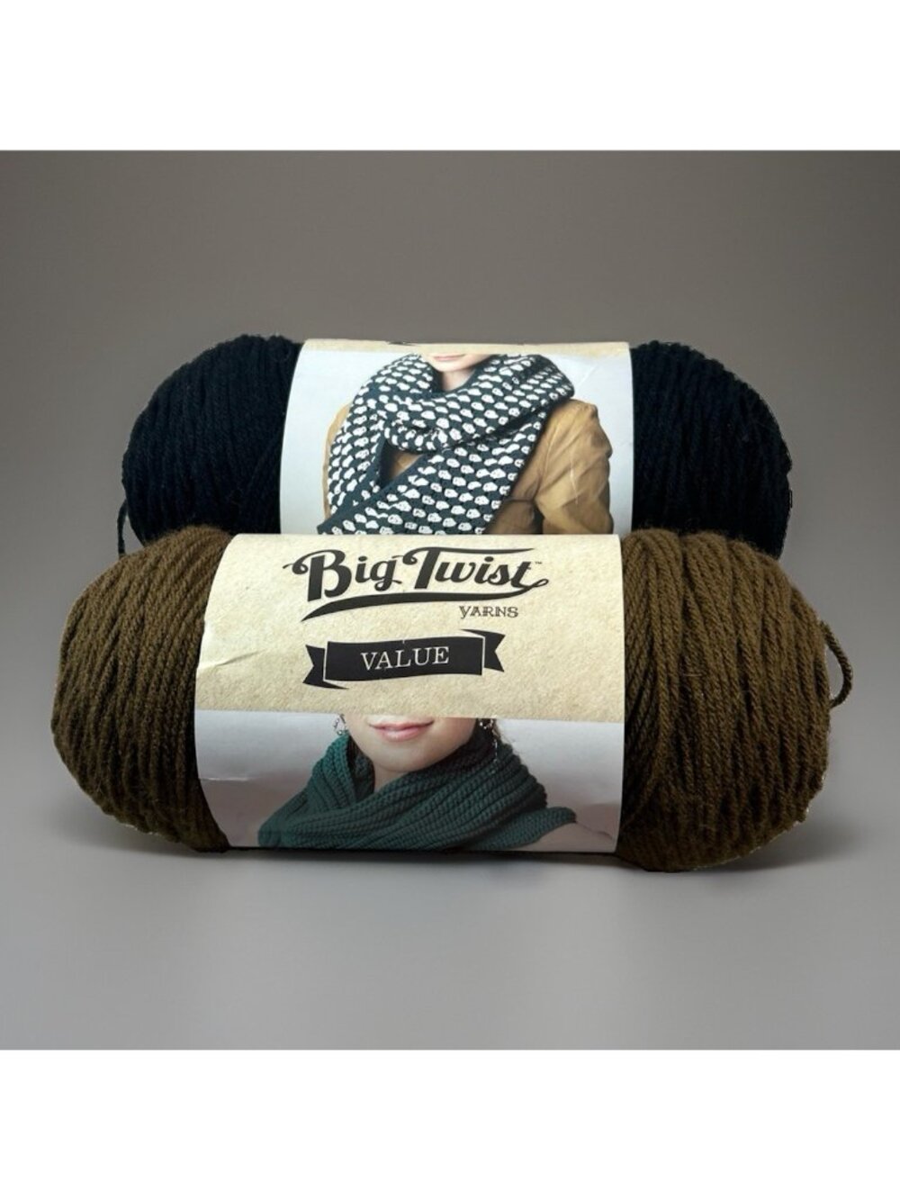 Lot 2 Big Twist Yarns Black & Brown Chocolate #4 Medium Worsted Acrylic Yarn 6OZ